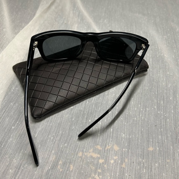 Derek  Lam Classic Black Square Sunglasses - Dark Smoke Lenses - Picture 4 of 4